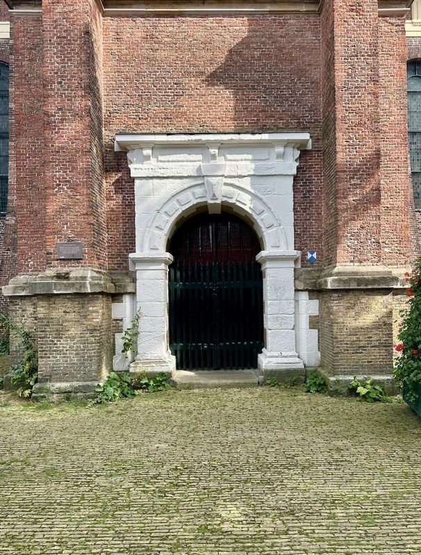Nieuwe Kerk (Ned. Herv.) / “New Church” (Dutch Reformed) Marker - wide view. Click for full size. Nieuwe Kerk (Ned. Herv.) / “New Church” (Dutch Reformed) Marker - wide view image. Click for full size.