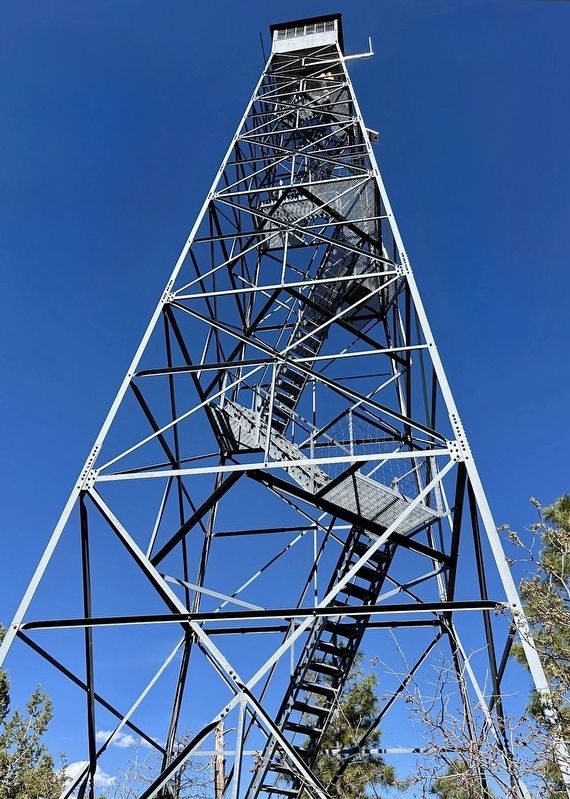 Grandview Lookout Tower. Click for full size. Grandview Lookout Tower image. Click for full size.