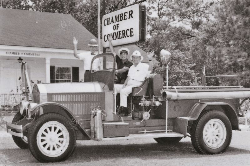 Marker detail: 1916 American LaFrance. Click for full size. Marker detail: 1916 American LaFrance image. Click for full size.