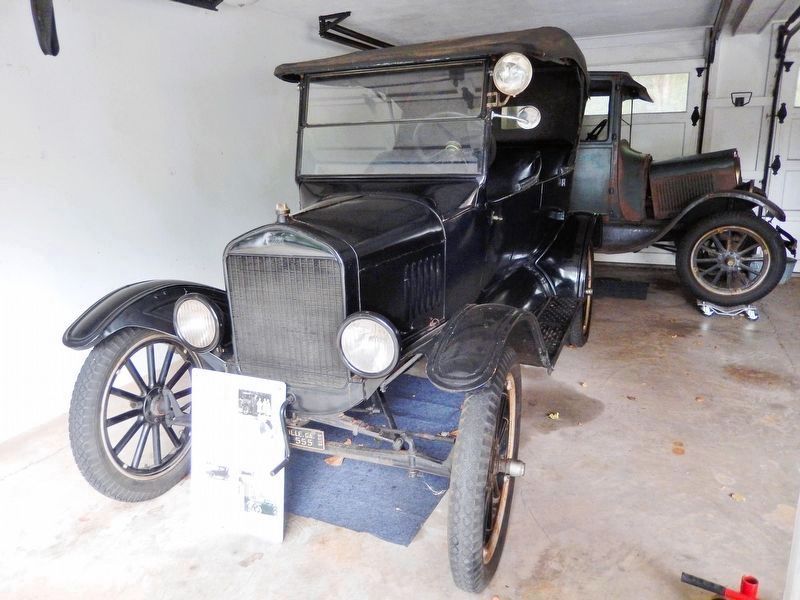 1926 Chisholm Ford Model T. Click for full size. 1926 Chisholm Ford Model T image. Click for full size.