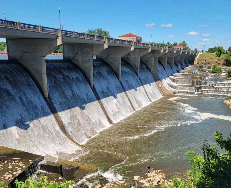 O’Shaughnessy Dam and Bridge. Click for full size. O’Shaughnessy Dam and Bridge image. Click for full size.