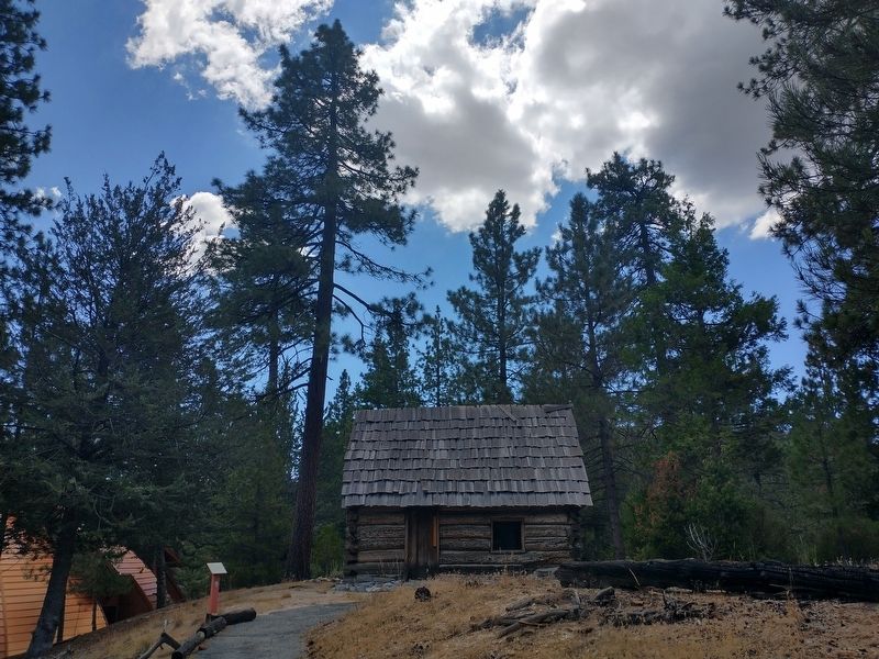 West Fork Ranger Station. Click for full size. West Fork Ranger Station image. Click for full size.