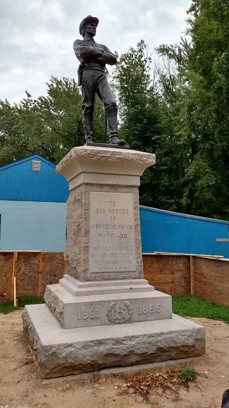 The Confederate Monument. Click for full size. The Confederate Monument image. Click for full size.