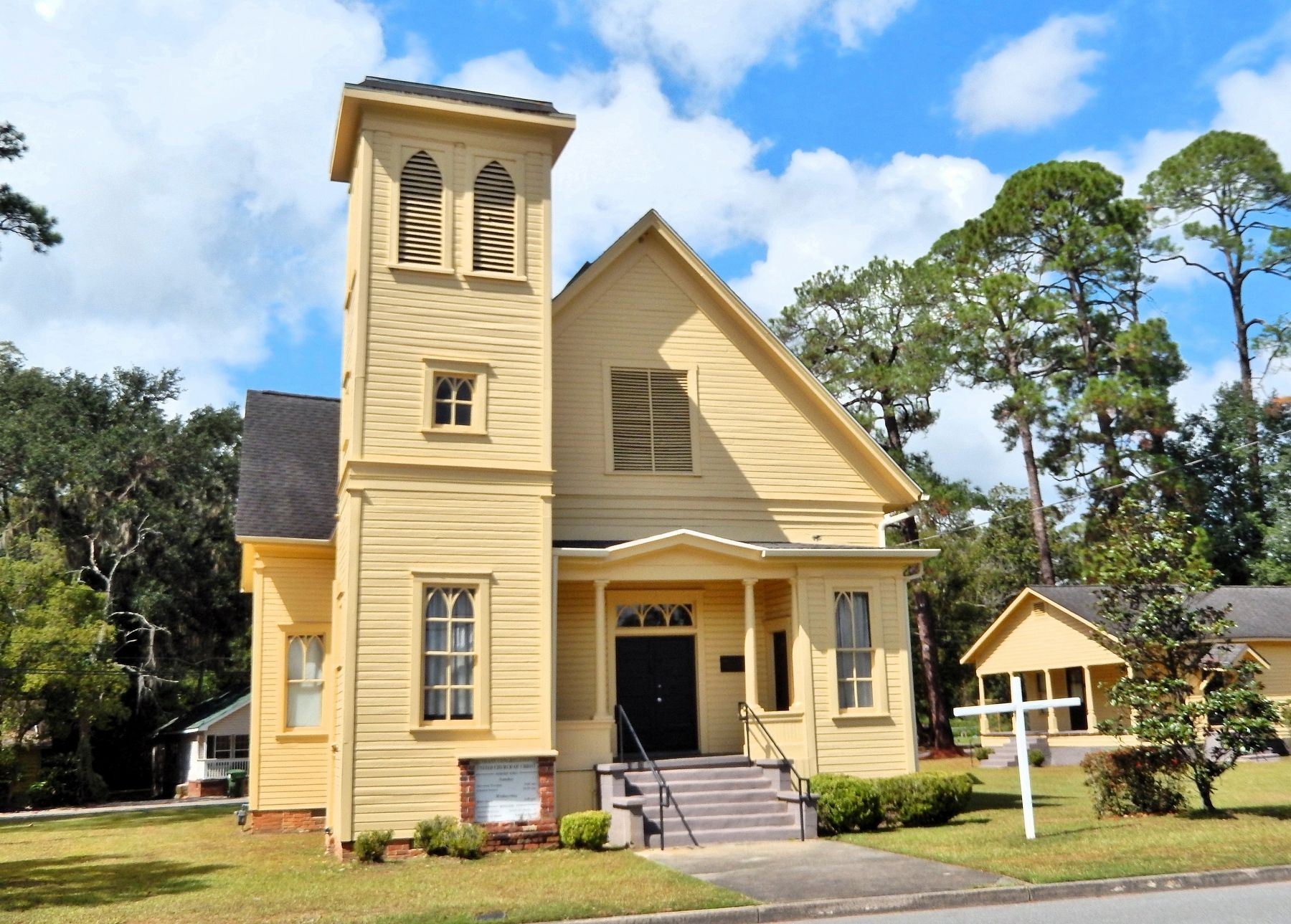 Bethany Congressional Church (<i>east/front elevation</i>). Click for full size. Bethany Congressional Church (<i>east/front elevation</i>) image. Click for full size.