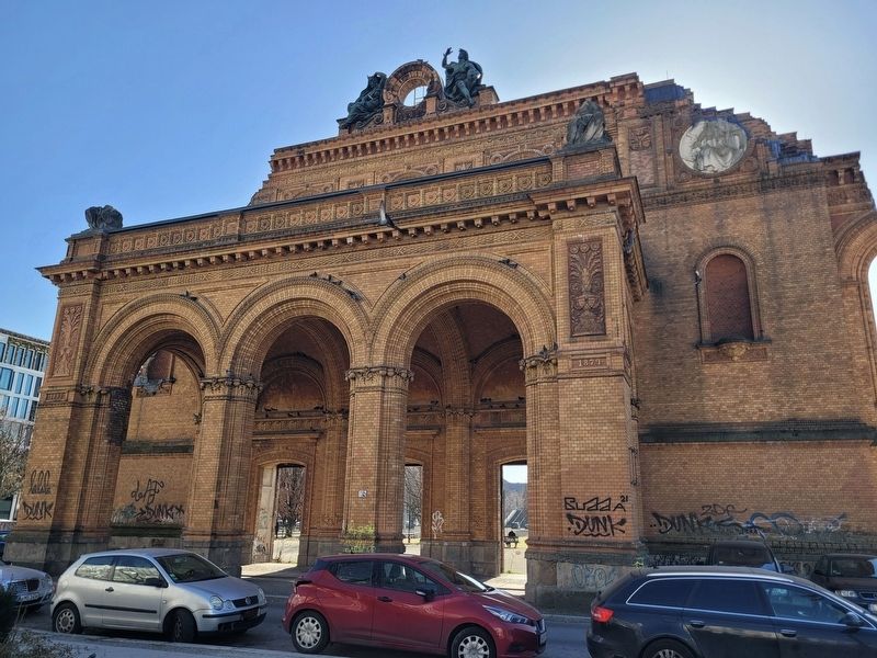 Der Anhalter Bahnhof / Anhalter Railway Station Marker. Click for full size. Der Anhalter Bahnhof / Anhalter Railway Station Marker image. Click for full size.