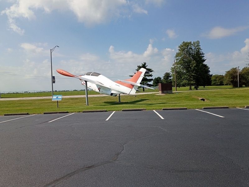 North American/Rockwell T-2C Marker. Click for full size. North American/Rockwell T-2C Marker image. Click for full size.