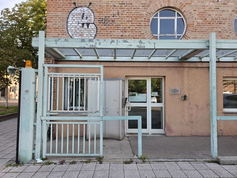 Freies Musikzentrum / Independent Music Center Marker. Click for full size. Freies Musikzentrum / Independent Music Center Marker image. Click for full size.