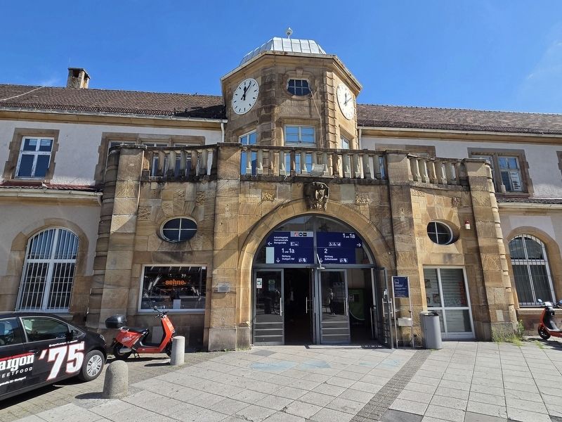 Bahnhof / Railway Station and Marker. Click for full size. Bahnhof / Railway Station and Marker image. Click for full size.