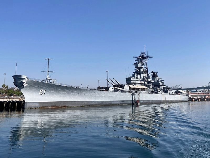 USS <i>Iowa</i>. Click for full size. USS <i>Iowa</i> image. Click for full size.