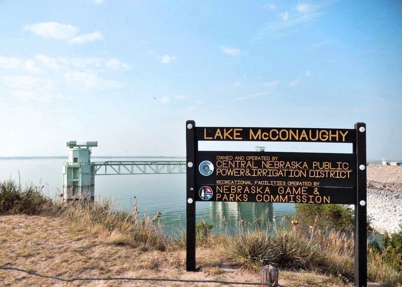 Lake McConaughy image. Click for full size.