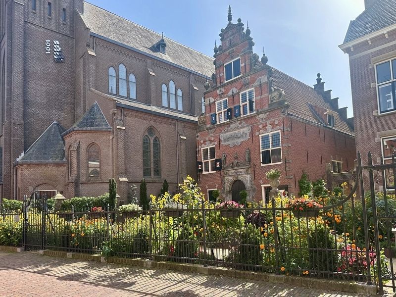 Oude Weeshuis / Old Orphanage. Click for full size. Oude Weeshuis / Old Orphanage image. Click for full size.