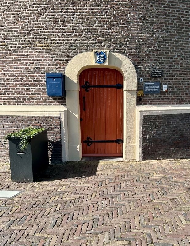Zuiderpoort of Drommedaris / South Gate or <i>Drommedaris</i> Marker - wide view. Click for full size. Zuiderpoort of Drommedaris / South Gate or <i>Drommedaris</i> Marker - wide view image. Click for full size.