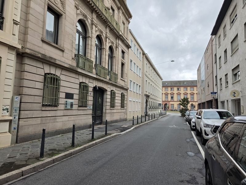 Wohnhäuser der Familie Lanz A 2, 6 + 7 / Residences of the Lanz Family, A 2, 6 + 7 Marker. Click for full size. Wohnhäuser der Familie Lanz A 2, 6 + 7 / Residences of the Lanz Family, A 2, 6 + 7 Marker image. Click for full size.