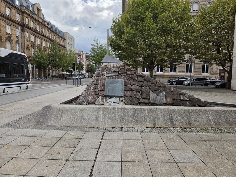 Goethe-Zitat über Mannheim / Goethe Quotation About Mannheim Marker. Click for full size. Goethe-Zitat über Mannheim / Goethe Quotation About Mannheim Marker image. Click for full size.