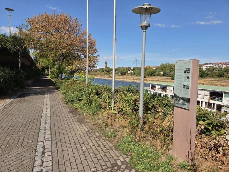 Museumsschiff Mannheim / Mannheim Museum Ship Marker. Click for full size. Museumsschiff Mannheim / Mannheim Museum Ship Marker image. Click for full size.