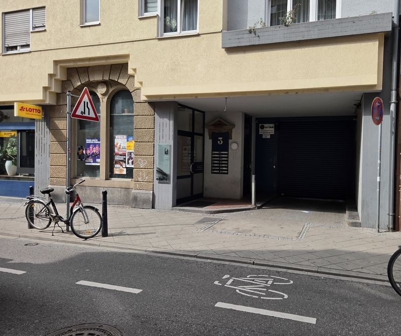 Gastwirtschaft „Halber Mond“ H 2, 3 / “Half Moon” Inn, H 2, 3 Marker. Click for full size. Gastwirtschaft „Halber Mond“ H 2, 3 / “Half Moon” Inn, H 2, 3 Marker image. Click for full size.