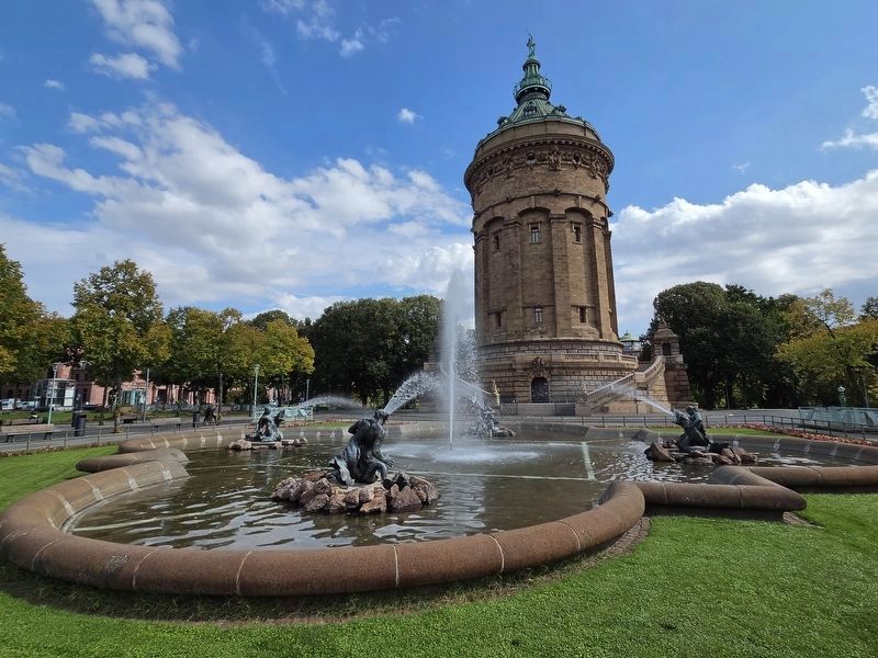 Mannheimer Wasserturm / Mannheim Water Tower Marker. Click for full size. Mannheimer Wasserturm / Mannheim Water Tower Marker image. Click for full size.