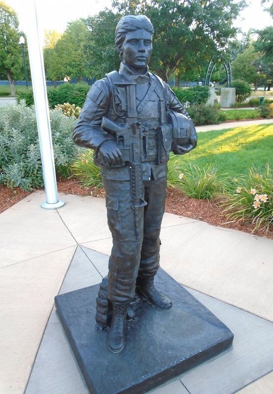 Veterans Memorial Women Veterans Statue. Click for full size. Veterans Memorial Women Veterans Statue image. Click for full size.