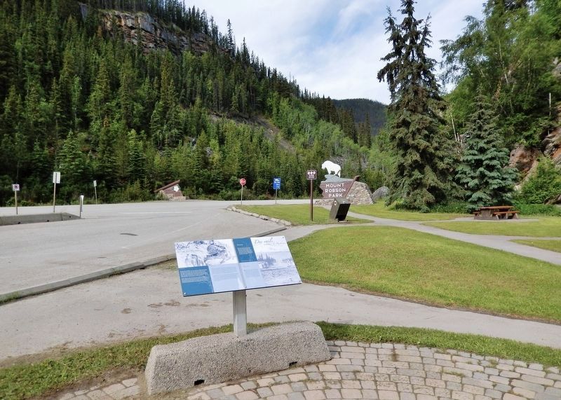 Rails Through the Rockies/Des rails à travers les Rocheuses Marker. Click for full size. Rails Through the Rockies/Des rails à travers les Rocheuses Marker image. Click for full size.