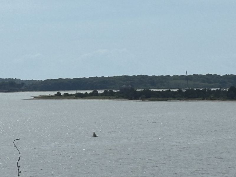 Cedar Point Lighthouse image. Click for full size.