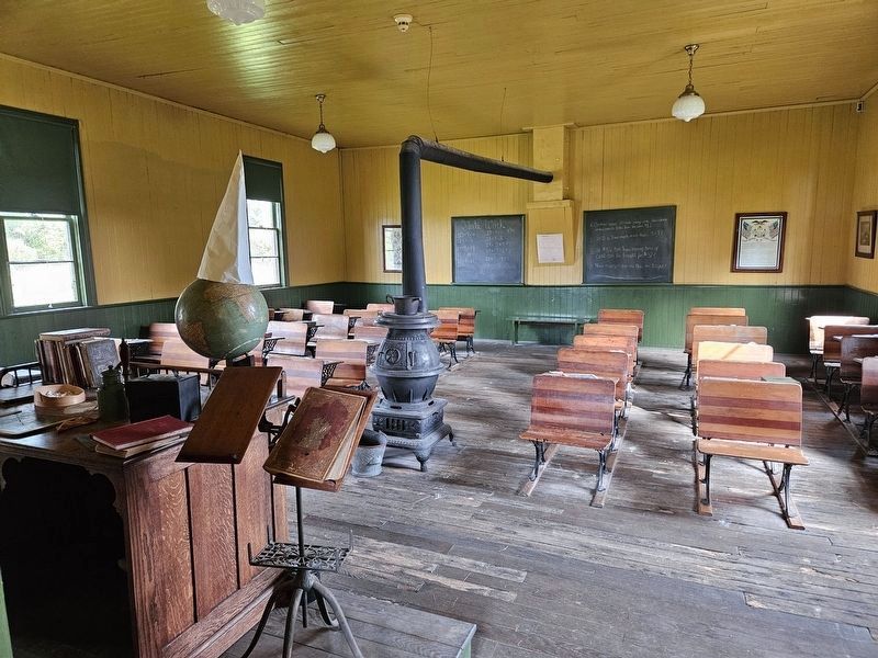 Williamsville School No.9. Click for full size. Williamsville School No.9 image. Click for full size.