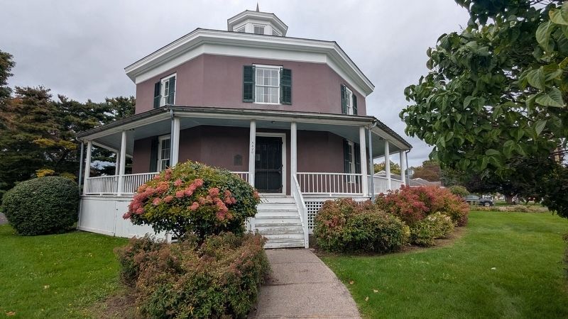 Wilcox Octagon House Marker is to the left of the door. Click for full size. Wilcox Octagon House Marker is to the left of the door image. Click for full size.