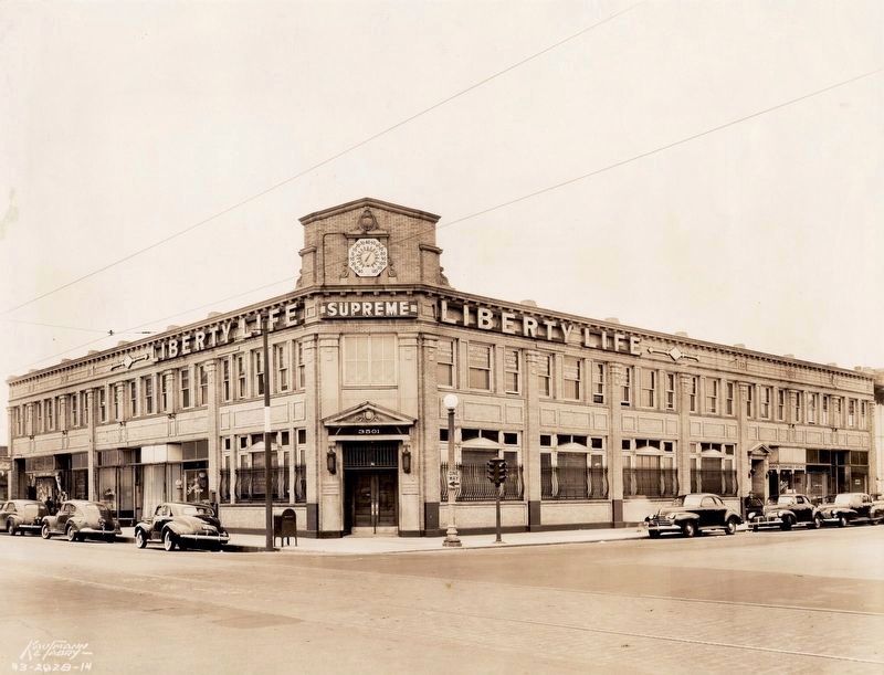Supreme Life Building image. Click for full size.