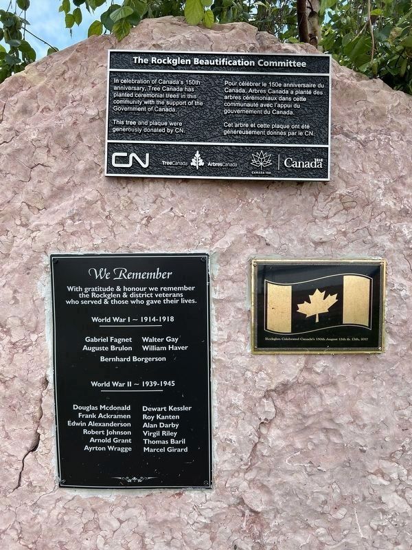 Rockglen Heritage Orchard Markers, Left. Click for full size. Rockglen Heritage Orchard Markers, Left image. Click for full size.