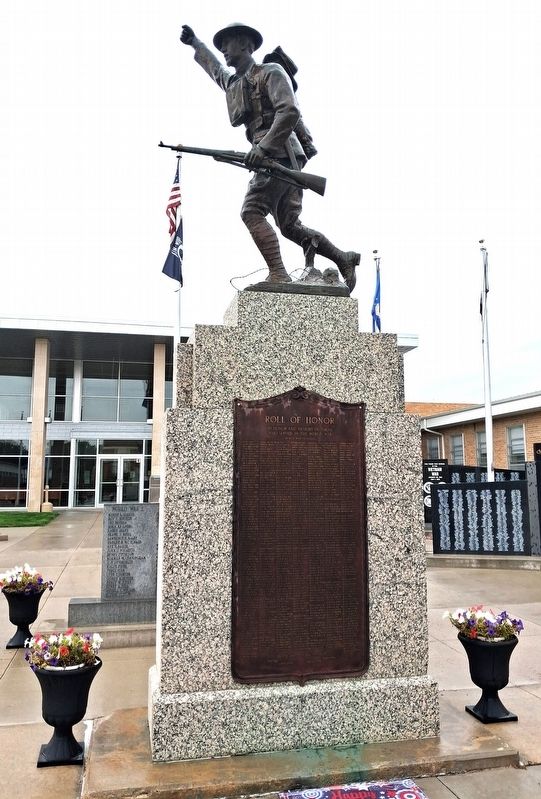 World War Roll of Honor Monument. Click for full size. World War Roll of Honor Monument image. Click for full size.