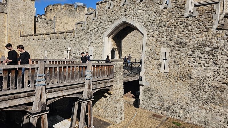 The Middle Drawbridge. Click for full size. The Middle Drawbridge image. Click for full size.