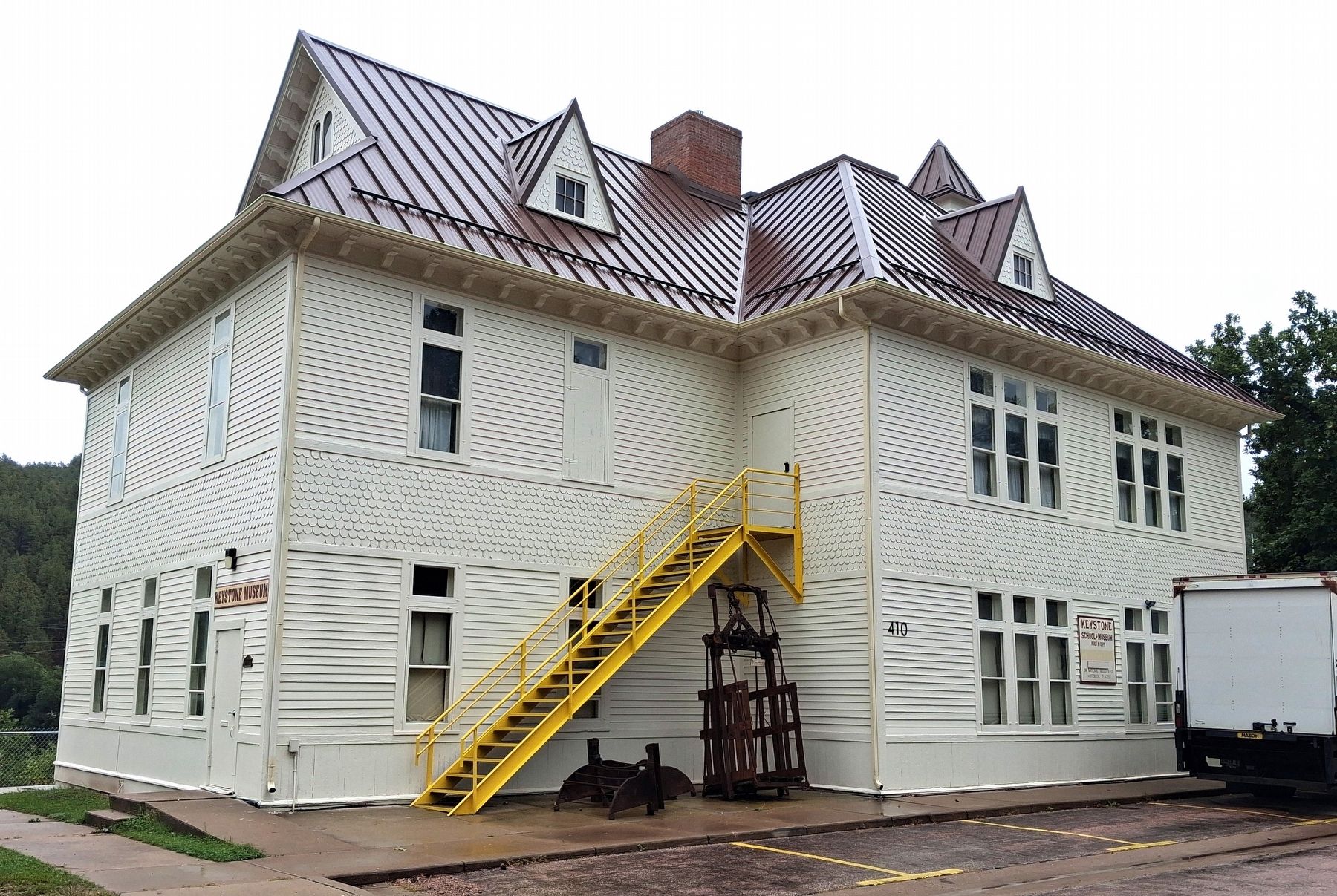 Keystone School. Click for full size. Keystone School image. Click for full size.