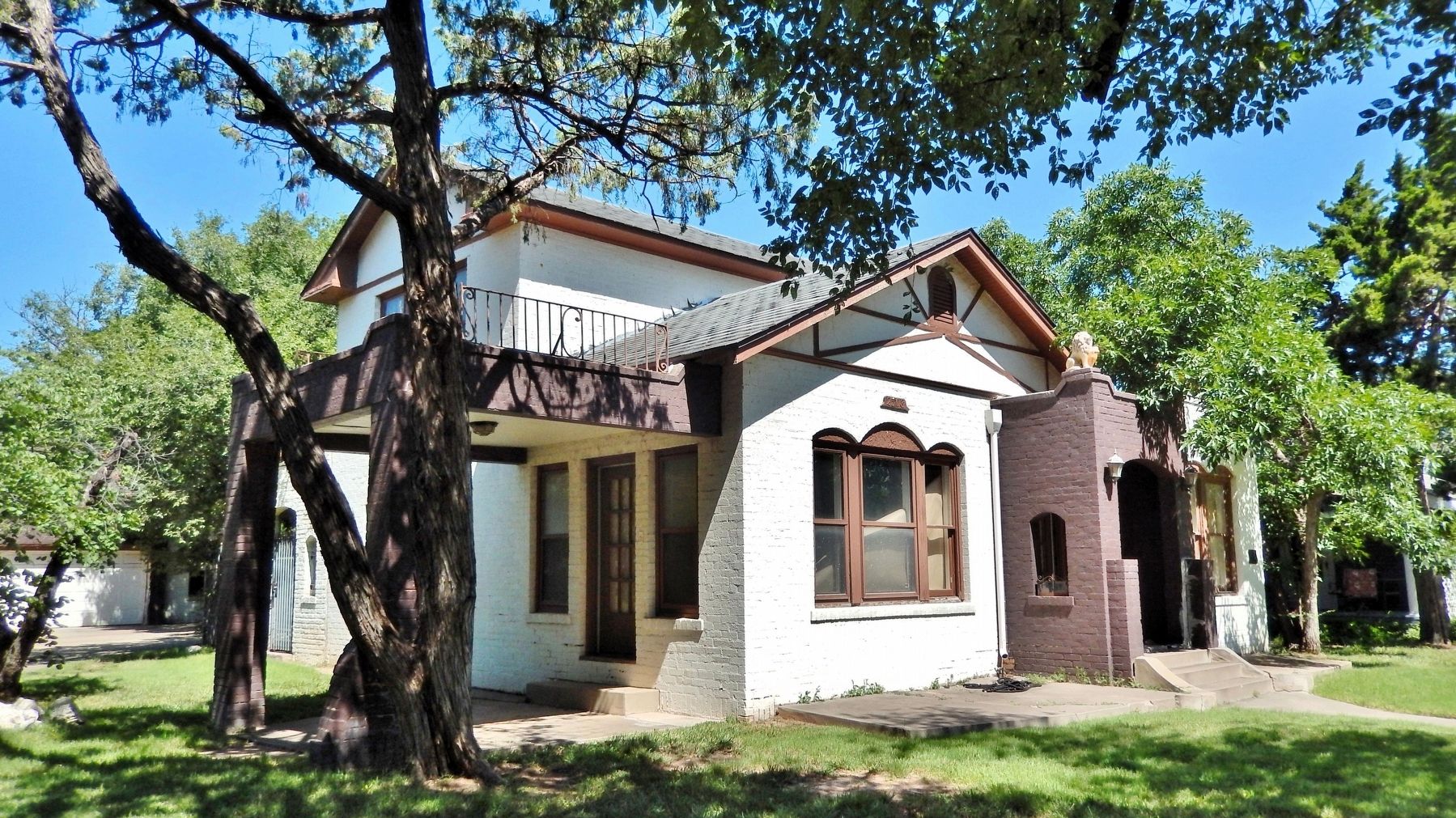 Olive Childers House (<i>southeast elevation</i>). Click for full size. Olive Childers House (<i>southeast elevation</i>) image. Click for full size.