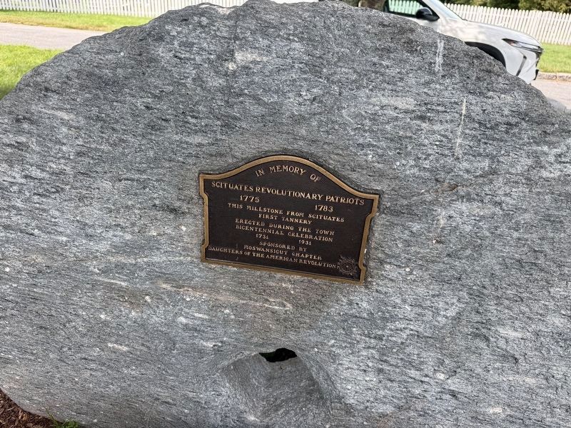 Revolutionary War Memorial image. Click for full size.