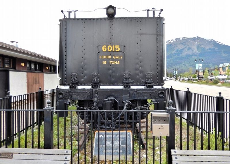 Steam Locomotive 6015 / Locomotive à vapeur 6015 Marker. Click for full size. Steam Locomotive 6015 / Locomotive à vapeur 6015 Marker image. Click for full size.