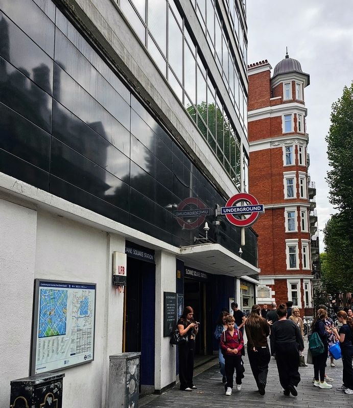 Sloane Square London Blitz Memorial. Click for full size. Sloane Square London Blitz Memorial image. Click for full size.