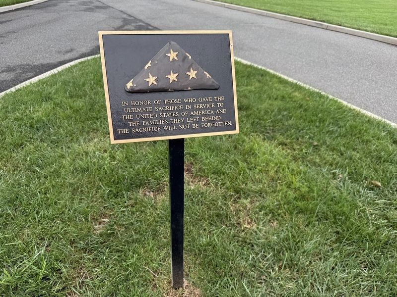 Veterans Memorial image. Click for full size.