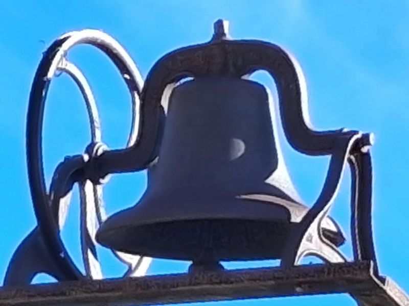 The Pringle School Bell. Click for full size. The Pringle School Bell image. Click for full size.