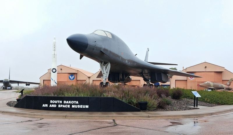 B1-B <i>Lancer</i> and Marker. Click for full size. B1-B <i>Lancer</i> and Marker image. Click for full size.