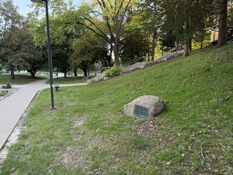 Indian Boundary Line Marker image. Click for full size.