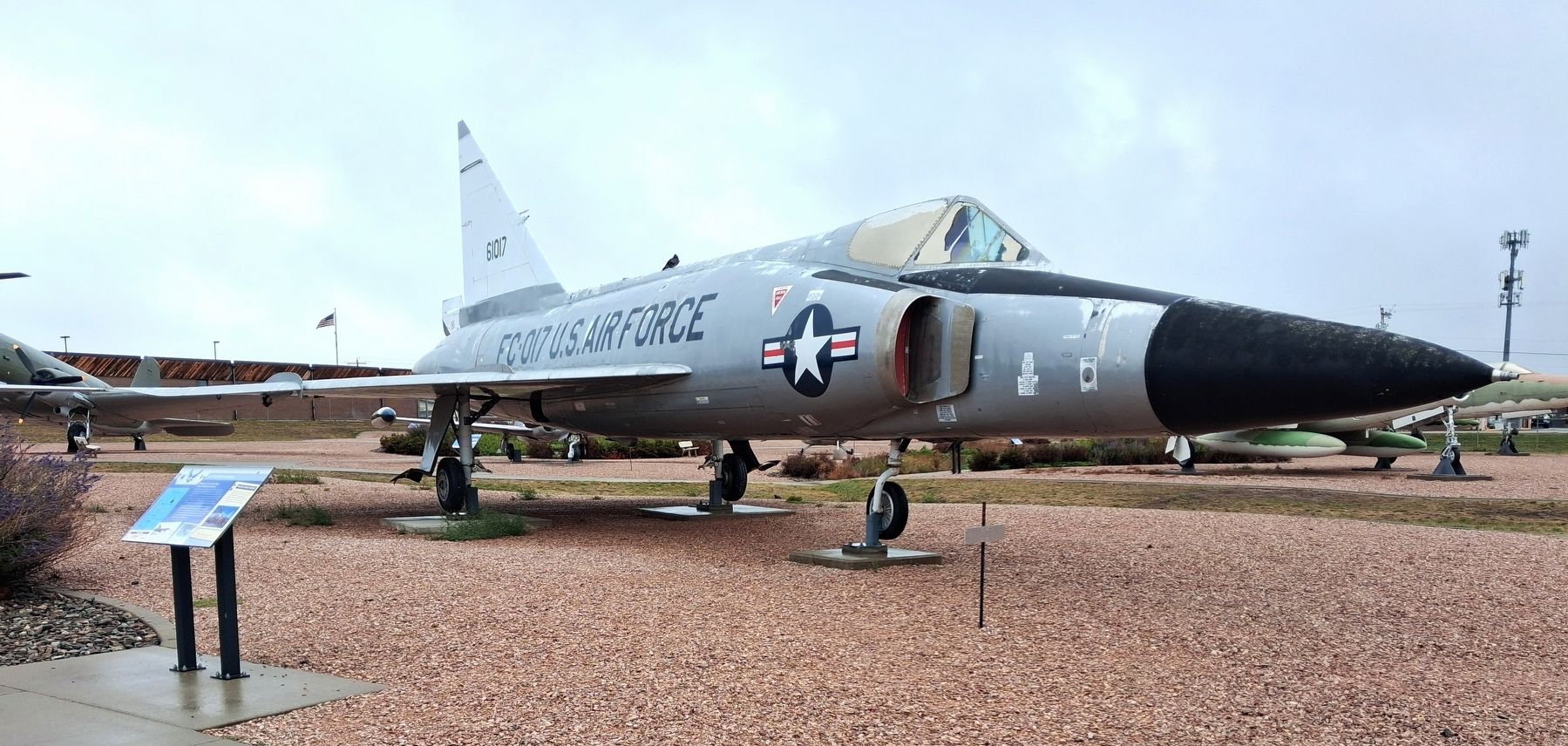 F-102A <i>Delta Dagger</i> and Marker. Click for full size. F-102A <i>Delta Dagger</i> and Marker image. Click for full size.