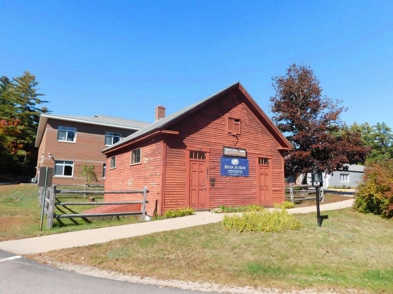 Madison Corner School image. Click for full size.