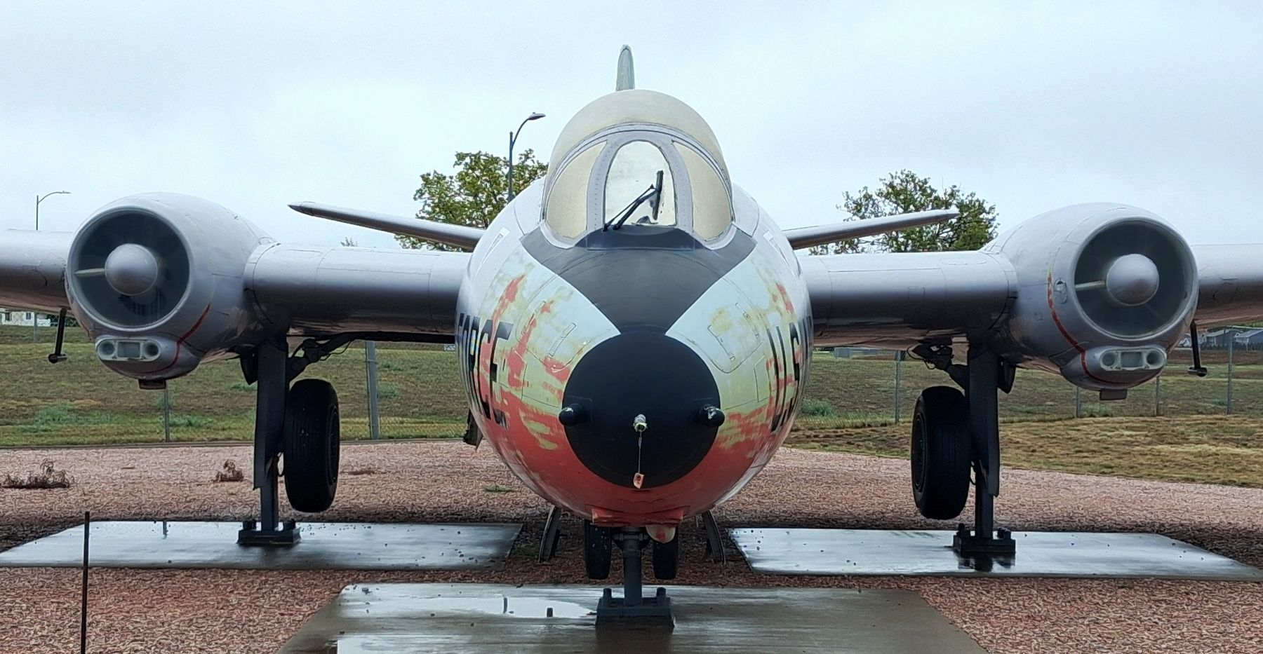 EB-57B <i>Canberra</i> image. Click for full size.