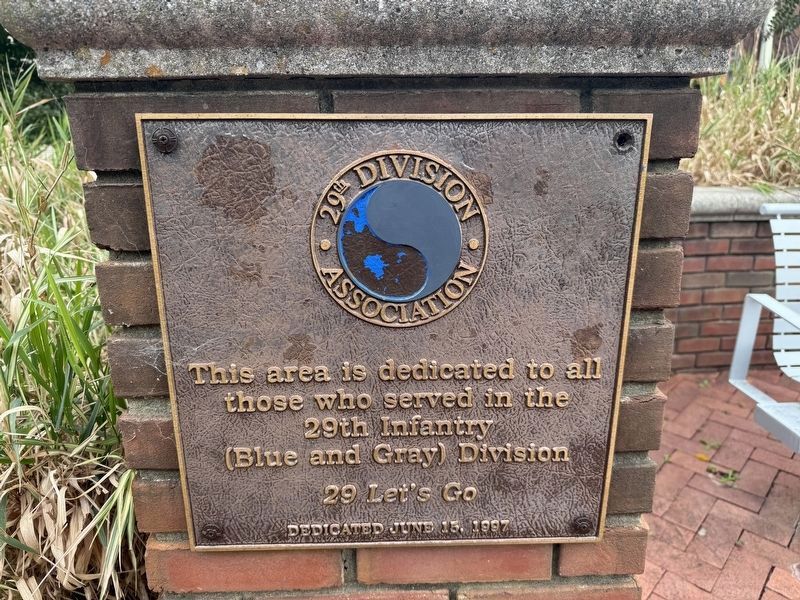 29th Infantry Division Memorial [Left plaque] image. Click for full size.
