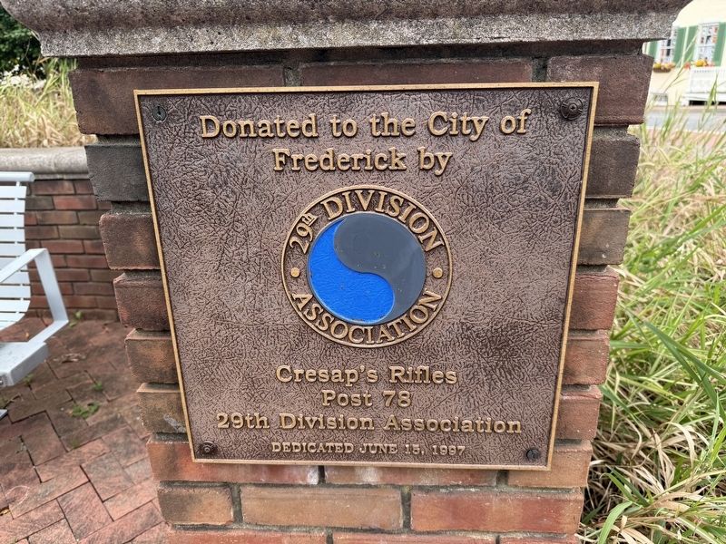 29th Infantry Division Memorial [Right plaque] image. Click for full size.