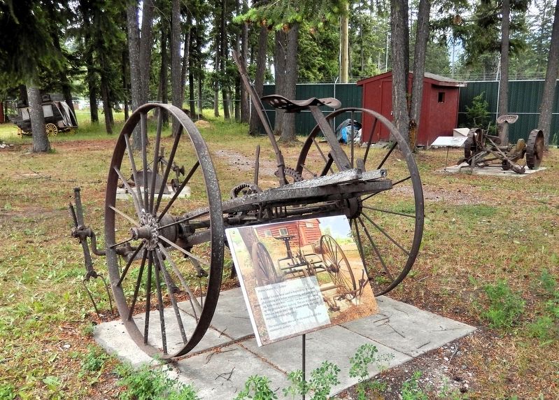 Horse Drawn Hay Tedder & Marker. Click for full size. Horse Drawn Hay Tedder & Marker image. Click for full size.