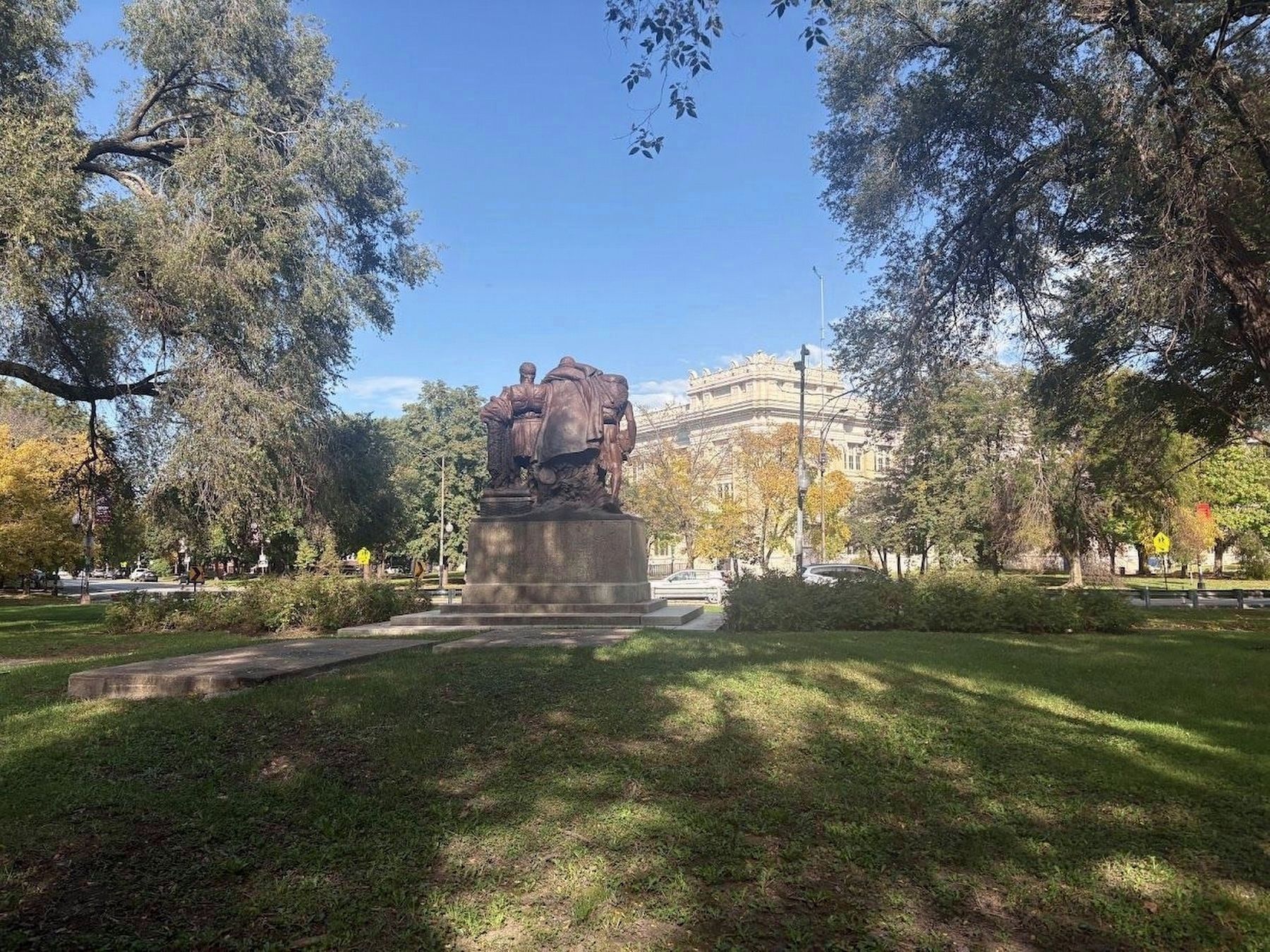Jacques Marquette-Louis Jolliet Monument, rear view image. Click for full size.