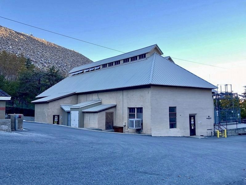 Bishop Creek 5 Hydro-Electric Plant. Click for full size. Bishop Creek 5 Hydro-Electric Plant image. Click for full size.