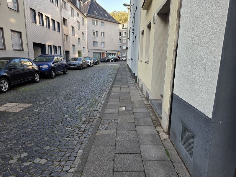 Mosche Schultz Marker. Click for full size. Mosche Schultz Marker image. Click for full size.