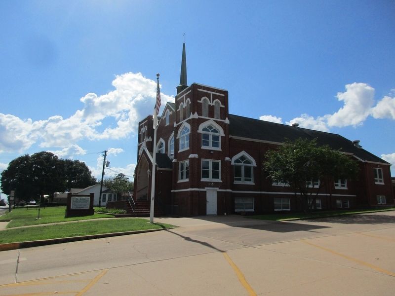 Saint John Lutheran Church and marker image. Click for full size.