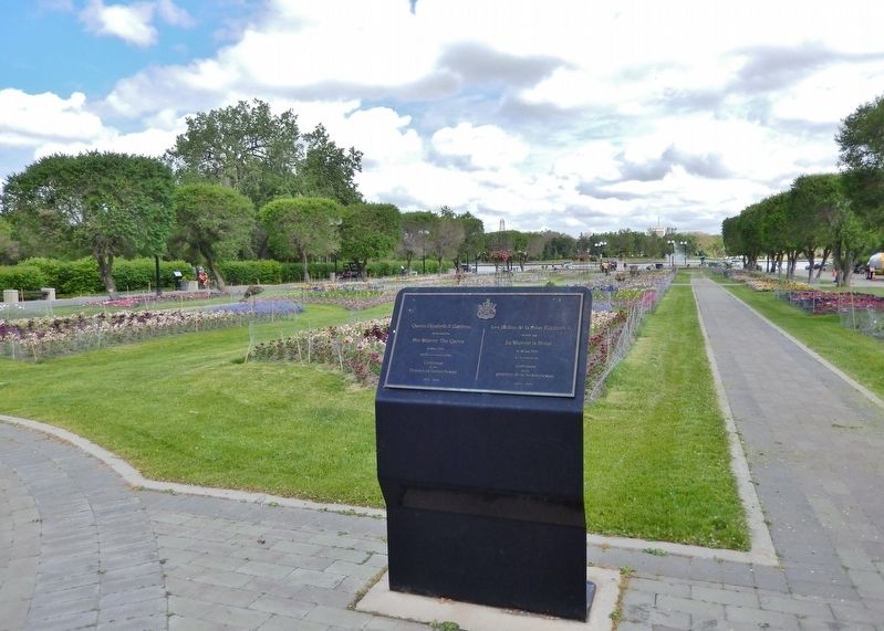Queen Elizabeth II Gardens / Les jardins de la reine Elizabeth II Marker. Click for full size. Queen Elizabeth II Gardens / Les jardins de la reine Elizabeth II Marker image. Click for full size.